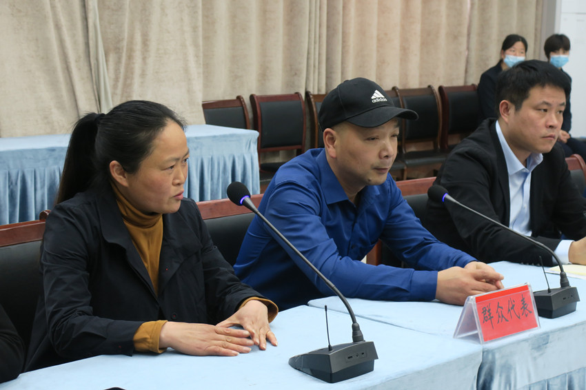 群众代表发言.JPG